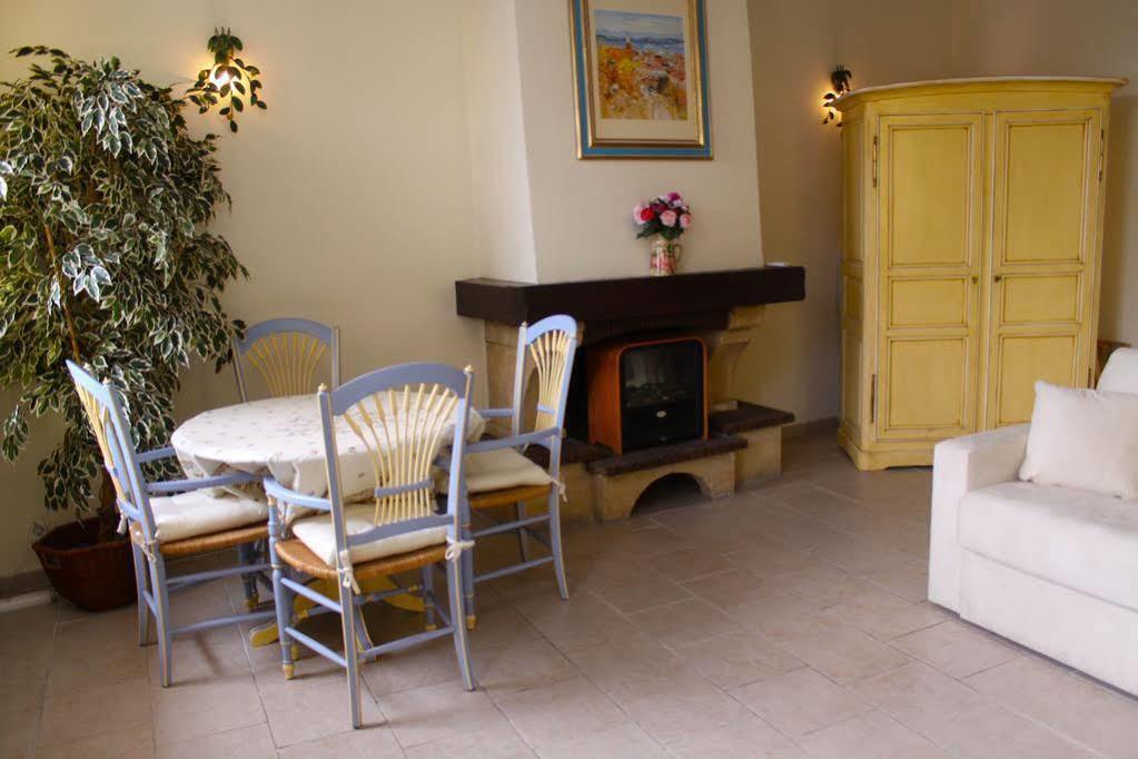 Very Charming Studio Apartment On Port In Cannes A Short Walk To Palais With Aircon And Internet 411 Exterior foto