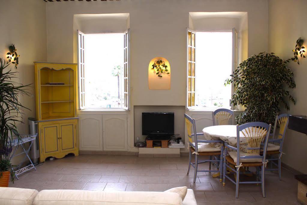 Very Charming Studio Apartment On Port In Cannes A Short Walk To Palais With Aircon And Internet 411 Exterior foto