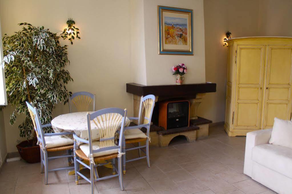 Very Charming Studio Apartment On Port In Cannes A Short Walk To Palais With Aircon And Internet 411 Exterior foto